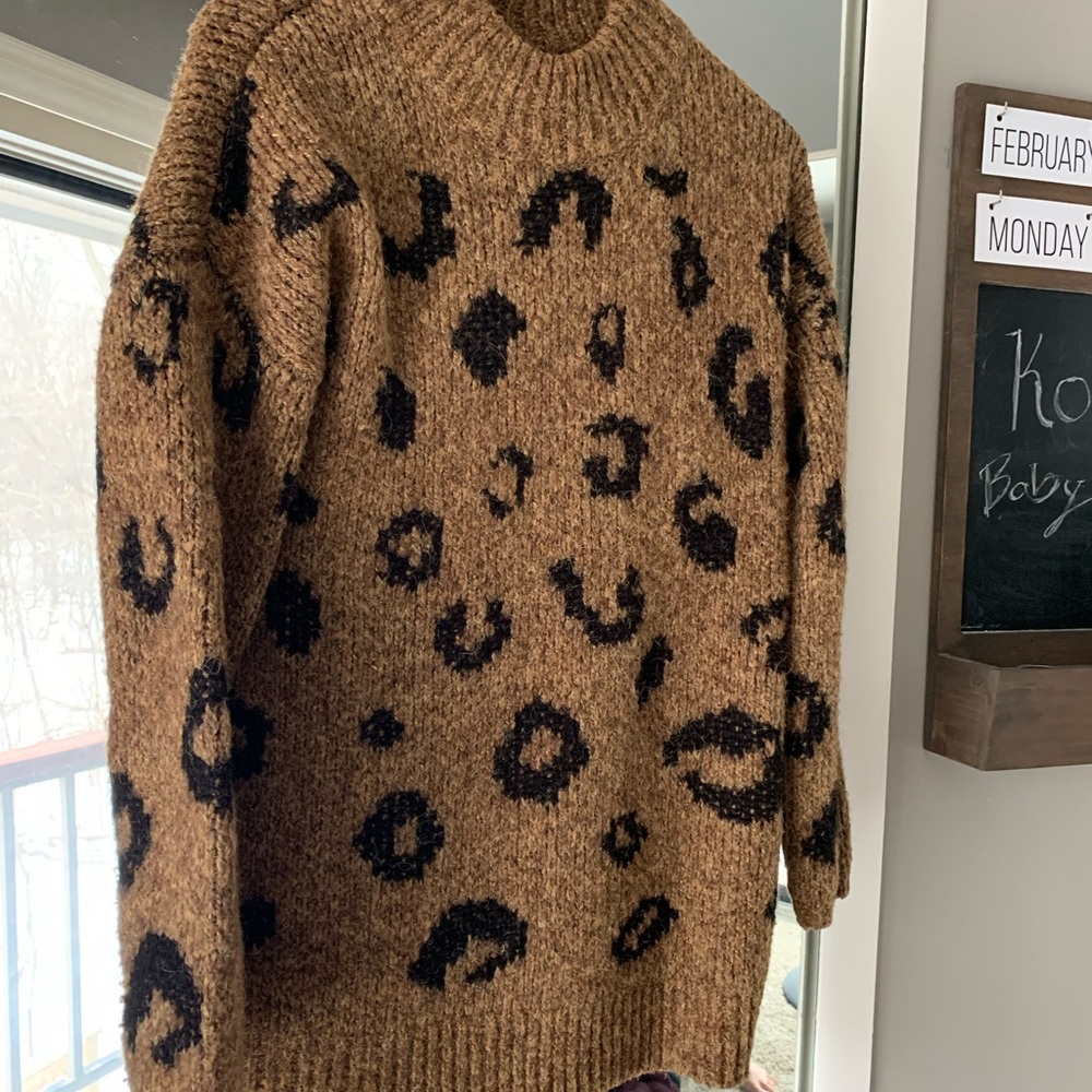 Wool Blend Cheetah print  long sweater